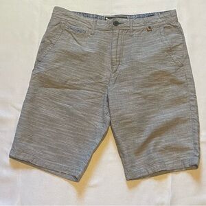 Modern Amusement 33 Light Gray Textured Woven Flat Front Button Pockets Shorts
